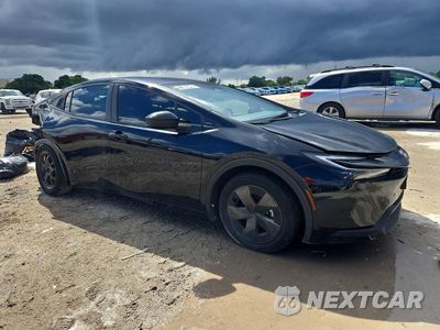 Czwarte zdjęcie samochodu z boku: 2024 TOYOTA PRIUS LE VIN:JTDACAAU8R3043676 - miniatura