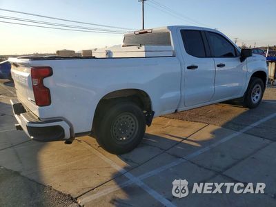 Trzecie zdjęcie samochodu z tyłu: 2021 CHEVROLET SILVERADO C1500 CUSTOM VIN:1GCRWBEKXMZ377674 - miniatura