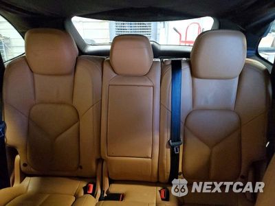 Zdjęcie 10 z 14 samochodu: 2013 PORSCHE CAYENNE VIN:WP1AA2A2XDLA02953 - miniatura