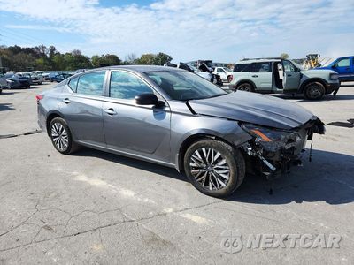 Czwarte zdjęcie samochodu z boku: 2024 NISSAN ALTIMA SV VIN:1N4BL4DWXRN381562 - miniatura