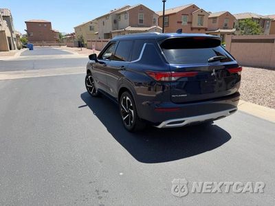 Trzecie zdjęcie samochodu z tyłu: 2023 MITSUBISHI OUTLANDER SEL VIN:JA4J3VA88PZ052831 - miniatura