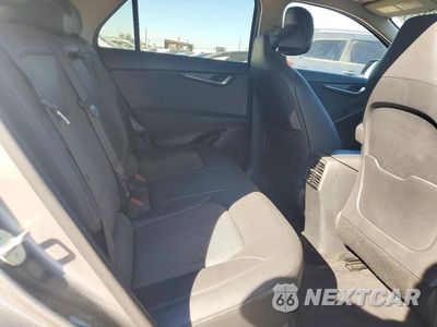 Zdjęcie 10 z 12 samochodu: 2023 KIA NIRO WIND VIN:KNDCR3L18P5071467 - miniatura