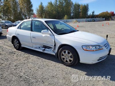 Czwarte zdjęcie samochodu z boku: 2001 HONDA ACCORD EX VIN:JHMCG56611C030334 - miniatura