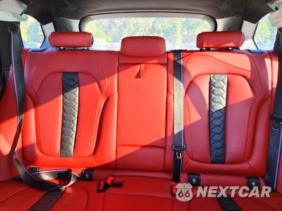 Zdjęcie 10 z 13 samochodu: 2021 BMW X5 M VIN:5YMJU0C03M9F10309 - miniatura