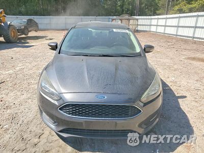 Piąte zdjęcie samochodu w środku: 2017 FORD FOCUS SEL VIN:1FADP3H26HL252470 - miniatura