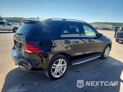 Trzecie zdjęcie samochodu z tyłu: 2017 MERCEDES-BENZ GLE 350 4MATIC VIN:4JGDA5HB9HA831130 - miniatura
