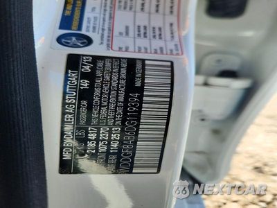 Zdjęcie 12 z 12 samochodu: 2013 MERCEDES-BENZ C 300 4MATIC VIN:WDDGF8AB6DG119394 - miniatura