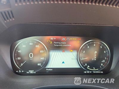 Zdjęcie 9 z 12 samochodu: 2020 VOLVO XC60 T5 INSCRIPTION VIN:YV4102DL6L1548682 - miniatura