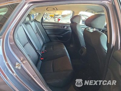 Zdjęcie 10 z 13 samochodu: 2018 HONDA ACCORD LX VIN:1HGCV1F19JA268174 - miniatura