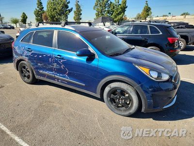 Czwarte zdjęcie samochodu z boku: 2019 KIA NIRO LX VIN:KNDCB3LC5K5345996 - miniatura
