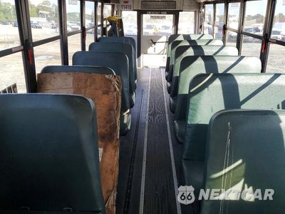 Zdjęcie 10 z 14 samochodu: 2012 FREIGHTLINER CHASSIS B2B VIN:4UZABRDT6CCBF9321 - miniatura