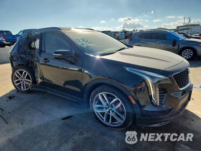 Czwarte zdjęcie samochodu z boku: 2021 CADILLAC XT4 SPORT VIN:1GYFZFR49MF033715 - miniatura