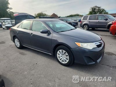 Czwarte zdjęcie samochodu z boku: 2012 TOYOTA CAMRY HYBRID LE VIN:4T1BD1FK1CU052144 - miniatura