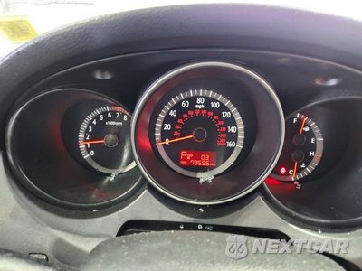 Zdjęcie 9 z 12 samochodu: 2009 KIA OPTIMA LX VIN:KNAGE228295317354 - miniatura