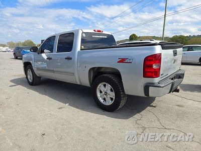 Drugie zdjęcie samochodu z przodu: 2011 CHEVROLET SILVERADO C1500 LT VIN:3GCPCSE09BG401992 - miniatura