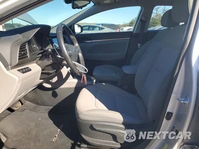 Zdjęcie 7 z 13 samochodu: 2019 HYUNDAI ELANTRA VALUE EDITION VIN:5NPD84LF6KH447049 - miniatura