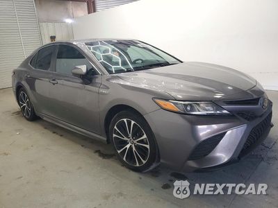 Czwarte zdjęcie samochodu z boku: 2018 TOYOTA CAMRY HYBRID SE VIN:4T1B21HK6JU510731 - miniatura