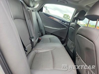Zdjęcie 10 z 12 samochodu: 2014 HYUNDAI SONATA HYBRID VIN:KMHEC4A48EA105520 - miniatura