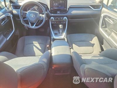 Zdjęcie 8 z 14 samochodu: 2021 TOYOTA RAV4 XLE VIN:2T3P1RFV9MW152816 - miniatura