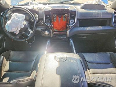 Zdjęcie 8 z 12 samochodu: 2021 RAM 1500 LARAMIE VIN:1C6SRFJT8MN790321 - miniatura