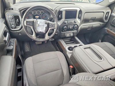 Zdjęcie 8 z 12 samochodu: 2021 CHEVROLET SILVERADO K1500 RST VIN:1GCPYEEK7MZ131295 - miniatura