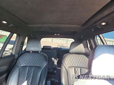 Zdjęcie 10 z 13 samochodu: 2019 BMW X7 XDRIVE40I VIN:5UXCW2C57KL082209 - miniatura