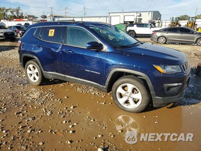 Czwarte zdjęcie samochodu z boku: 2018 JEEP COMPASS LATITUDE VIN:3C4NJDBB5JT423394 - miniatura