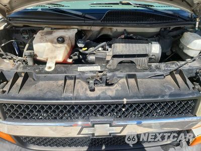 Zdjęcie 12 z 14 samochodu: 2005 CHEVROLET EXPRESS G3500 VIN:1GAHG39U351258027 - miniatura