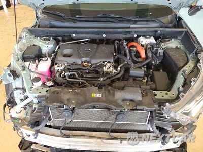 Zdjęcie 12 z 13 samochodu: 2021 TOYOTA RAV4 HYBRID XLE VIN:4T3R6RFV1MU012799 - miniatura