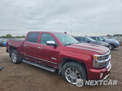Czwarte zdjęcie samochodu z boku: 2017 CHEVROLET 1500 SILVERADO K1500 HIGH COUNTRY VIN:3GCUKTEC8HG109782 - miniatura