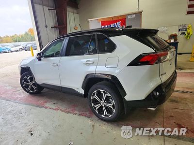Drugie zdjęcie samochodu z przodu: 2025 TOYOTA RAV4 XSE VIN:JTMEB3FV0SD240097 - miniatura
