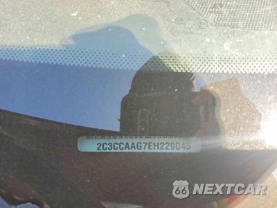 Zdjęcie 13 z 13 samochodu: 2014 CHRYSLER 300 VIN:2C3CCAAG7EH229045 - miniatura