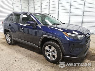 Czwarte zdjęcie samochodu z boku: 2025 TOYOTA RAV4 XLE VIN:2T3W1RFV0SW433699 - miniatura