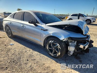 Czwarte zdjęcie samochodu z boku: 2024 HYUNDAI SONATA SEL VIN:KMHL14JA5RA424723 - miniatura