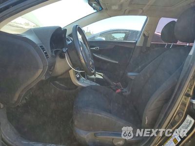 Zdjęcie 7 z 12 samochodu: 2010 TOYOTA COROLLA S VIN:1NXBU4EE8AZ274819 - miniatura