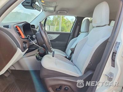 Zdjęcie 7 z 13 samochodu: 2015 JEEP RENEGADE LATITUDE VIN:ZACCJBBT0FPB67580 - miniatura