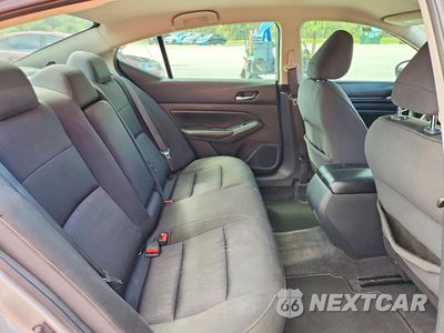 Zdjęcie 10 z 13 samochodu: 2019 NISSAN ALTIMA S VIN:1N4BL4BV6KC119128 - miniatura