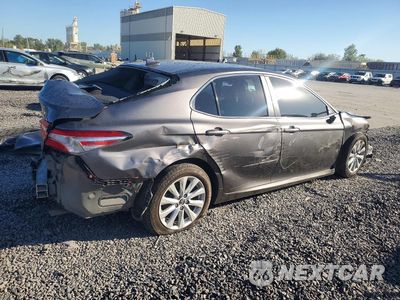 Trzecie zdjęcie samochodu z tyłu: 2020 TOYOTA CAMRY LE VIN:4T1C11AK3LU867224 - miniatura