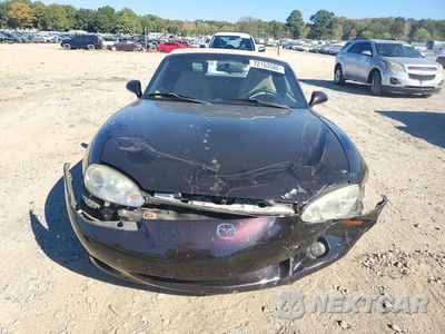 Piąte zdjęcie samochodu w środku: 2004 MAZDA MX-5 MIATA BASE VIN:JM1NB353140404175 - miniatura