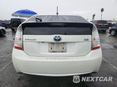 Zdjęcie 6 z 12 samochodu: 2010 TOYOTA PRIUS III VIN:JTDKN3DU5A0230398 - miniatura