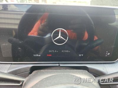 Zdjęcie 9 z 13 samochodu: 2023 MERCEDES-BENZ C 300 VIN:W1KAF4GB2PR154593 - miniatura