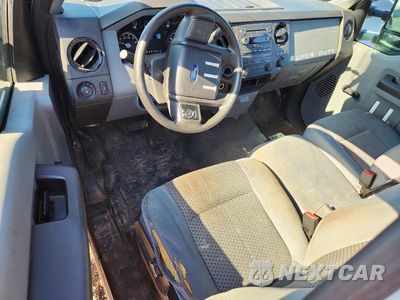 Zdjęcie 8 z 12 samochodu: 2015 FORD F250 SUPER DUTY VIN:1FTBF2A67FEC21547 - miniatura