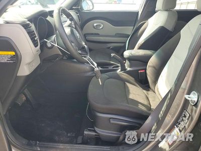 Zdjęcie 7 z 13 samochodu: 2017 KIA SOUL BASE VIN:KNDJN2A27H7464889 - miniatura