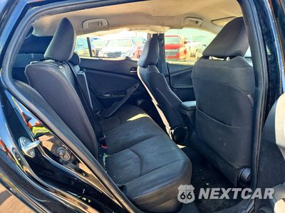 Zdjęcie 10 z 12 samochodu: 2016 TOYOTA PRIUS THREE VIN:JTDKARFU7G3007444 - miniatura