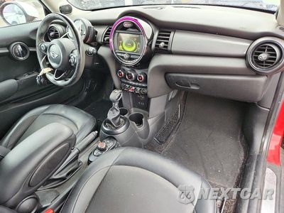 Zdjęcie 8 z 12 samochodu: 2017 MINI COOPER VIN:WMWXP5C51H3B77634 - miniatura