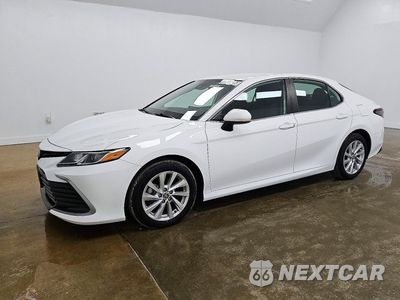 2023 TOYOTA CAMRY LE 4T1C11BKXPU093896 - główne zdjęcie licytacji z USA - miniatura