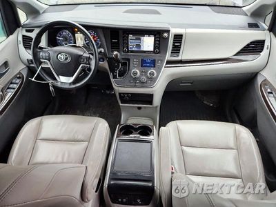 Zdjęcie 8 z 14 samochodu: 2018 TOYOTA SIENNA XLE 7-PASSENGER VIN:5TDDZ3DCXJS196802 - miniatura