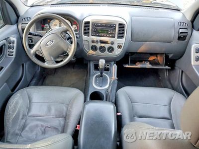 Zdjęcie 8 z 13 samochodu: 2007 FORD ESCAPE XLT VIN:1FMYU93127KA18834 - miniatura