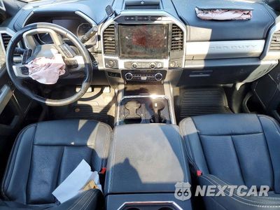 Zdjęcie 8 z 13 samochodu: 2022 FORD F250 SUPER DUTY VIN:1FT8W2BT7NEC53945 - miniatura