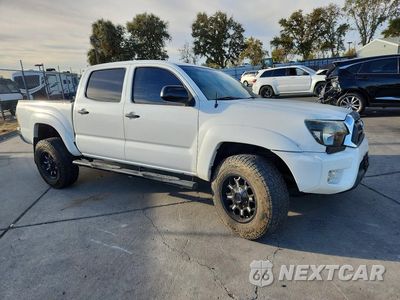 Czwarte zdjęcie samochodu z boku: 2015 TOYOTA TACOMA DOUBLE CAB PRERUNNER VIN:3TMJU4GN5FM181636 - miniatura